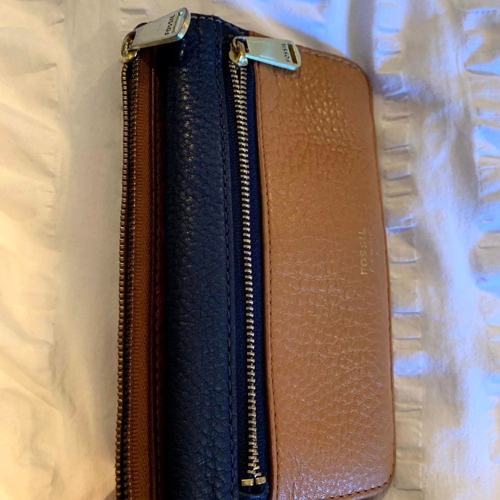 Fossil Wallet - Picture 4 of 4